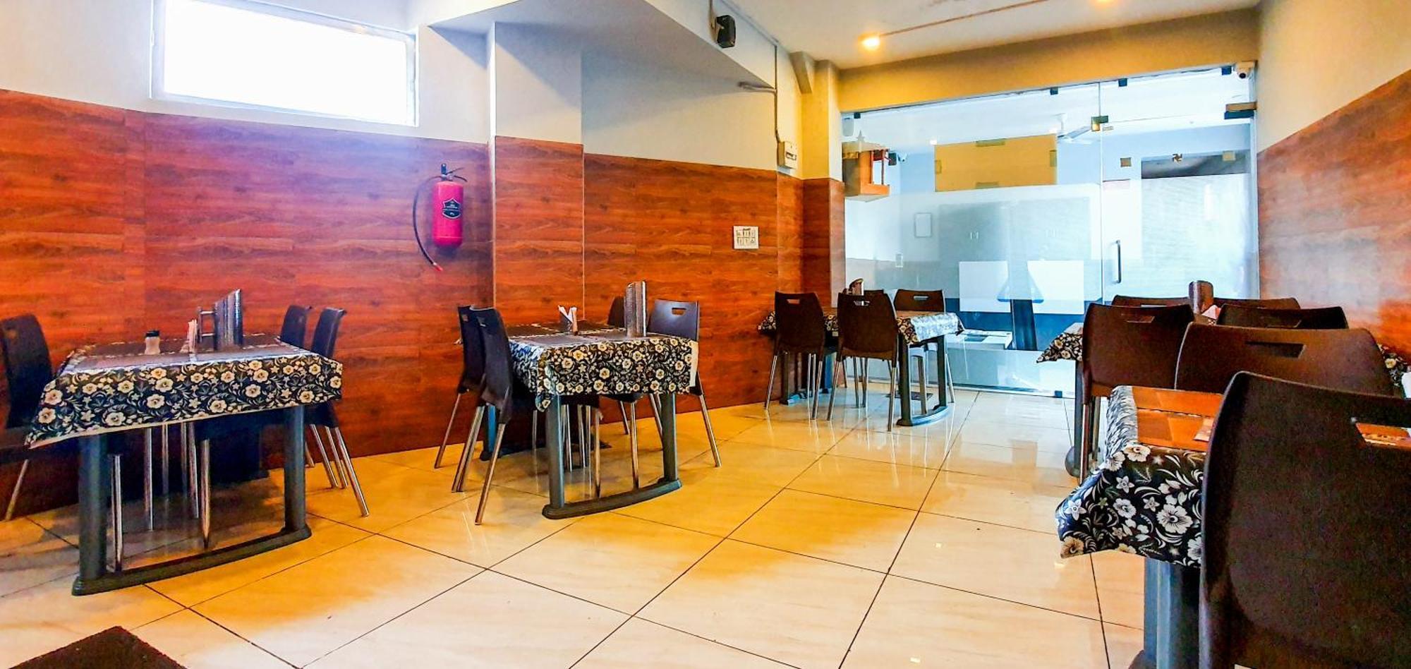 Nova Hotel New Crossroad ラージコート エクステリア 写真